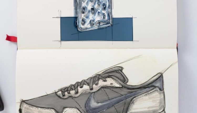 NIKE-PEGASUS-1983-Sketch-Book