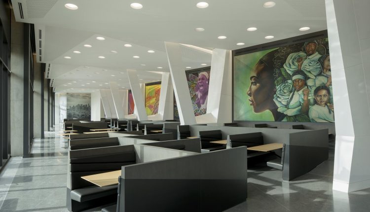 nike_serena-williams-building_09_us-open-cafeteria_Jeremy_Bittermann_native_1600