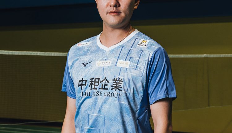 MIZUNO-BADMINTON-02