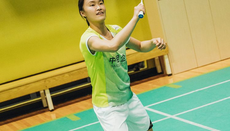 MIZUNO-BADMINTON-35