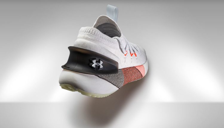 UNDERARMOUR-PHANTOM-3-1