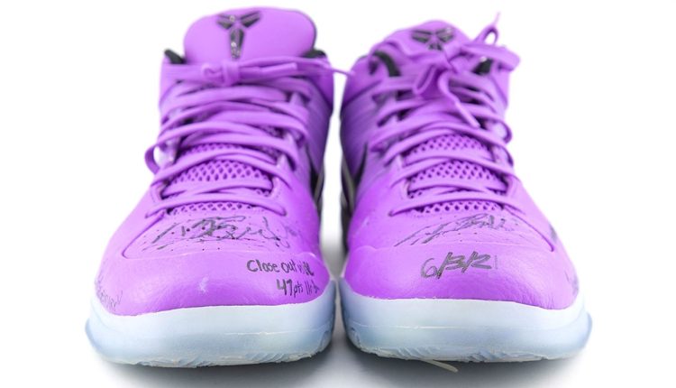 devin-booker-nike-kobe-4-protro-auction-4