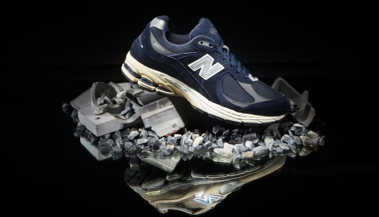 new-balance-2002r-feature-cover