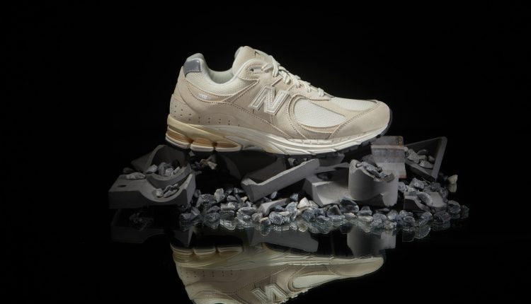 new-balance-2002r-kenlu-4