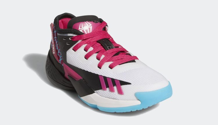 Donovan Mitchell 71 points adidas D.O.N. Issue #4 Spider-Gwen (3)