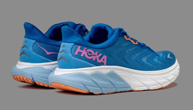 HOKA-ARAHI-6-women-3