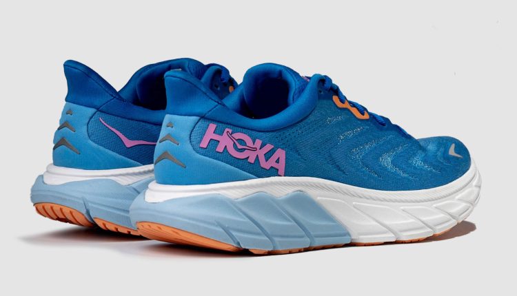 HOKA-ARAHI-6-women