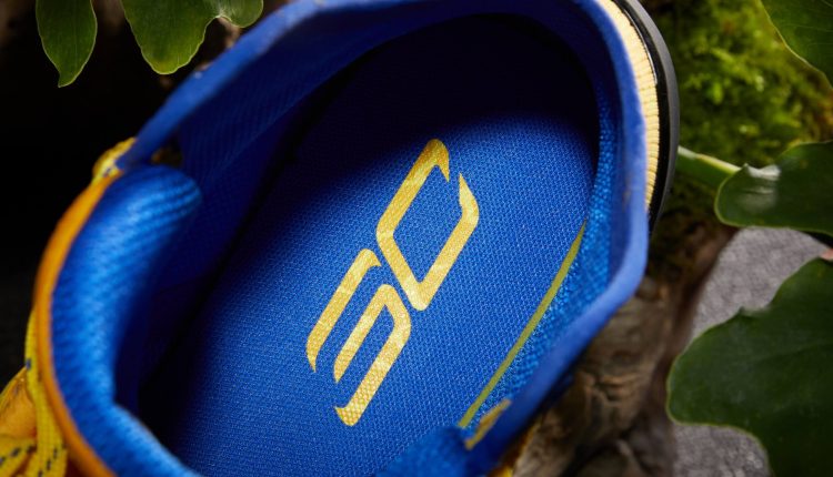 Under Armour Curry Flow 10 Curry 2 Retro PE Bang Bang (11)