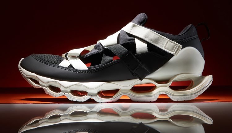 mizuno-wave-prophecy-strap-unboxing-02-01