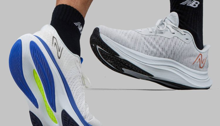 NEWBALANCE-FUELCELL-PROPEL-V4-feature-17