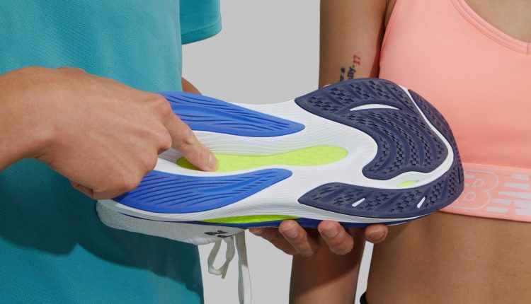 NEWBALANCE-FUELCELL-PROPEL-V4-feature-7