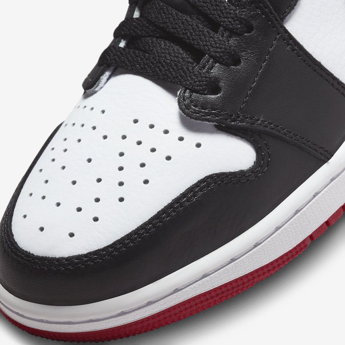 新聞分享/ 夏日來點經典配色Air Jordan 1 Low OG 'Black Toe' 問世在即