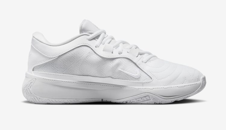 nike-zoom-freak-5-triple-white-official-photos-3