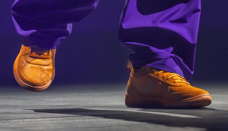 devin-booker-drake-nike-book-chapter-one (10)