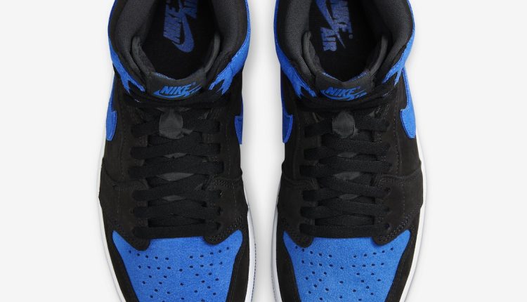 Air-Jordan-1-High-Royal-Reimagined-DZ5485-042-Official-Look-3