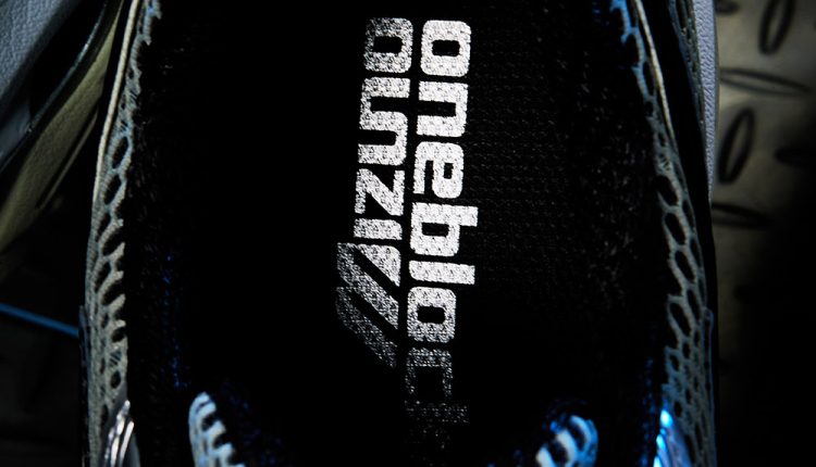 one-block-down-mizuno-wave-rider-10-unboxing-02