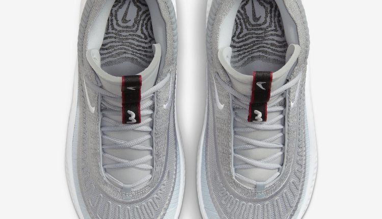 Nike-Cosmic-Unity-3-Silver-Bullet-3