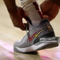 Bronny-james-usc-trojans-debuts-with-nike-lebron-nxxt-gen (1) - KENLU.net