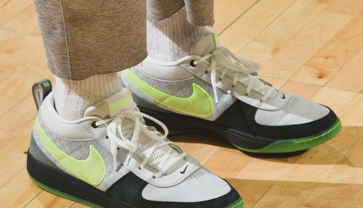 nike-book-1-inspired-by-the-air-max-95-neon (6)