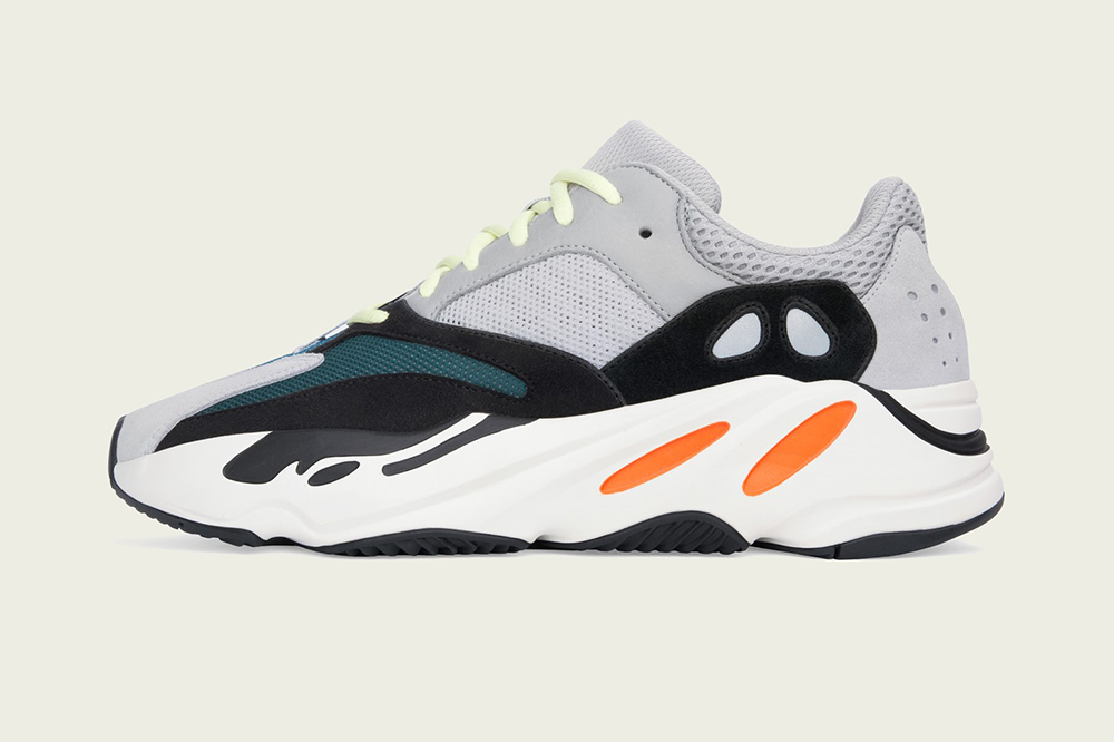 Kanye wave runner on sale 700