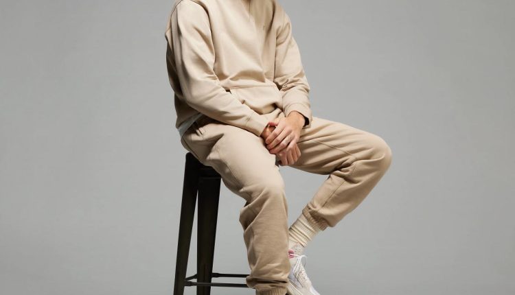 zach-lavine-new-balance-fresh-foam-bb-v2-moon-beam (1)