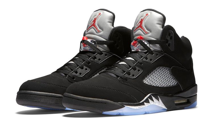 air-jordan-5-og-black-metallic-retro-2025-2