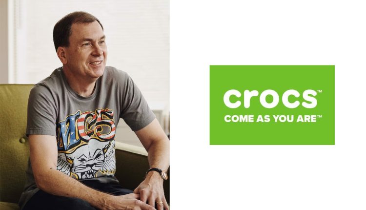 steven-smith-crocs-1