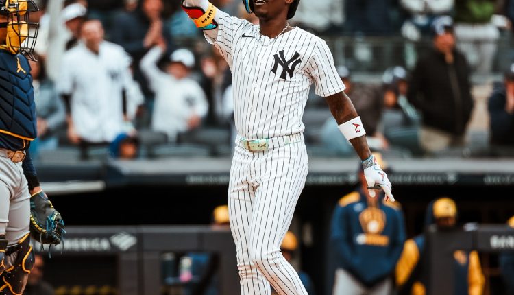 air-jordan-1-one-piece-jazz-chisholm-jr-3