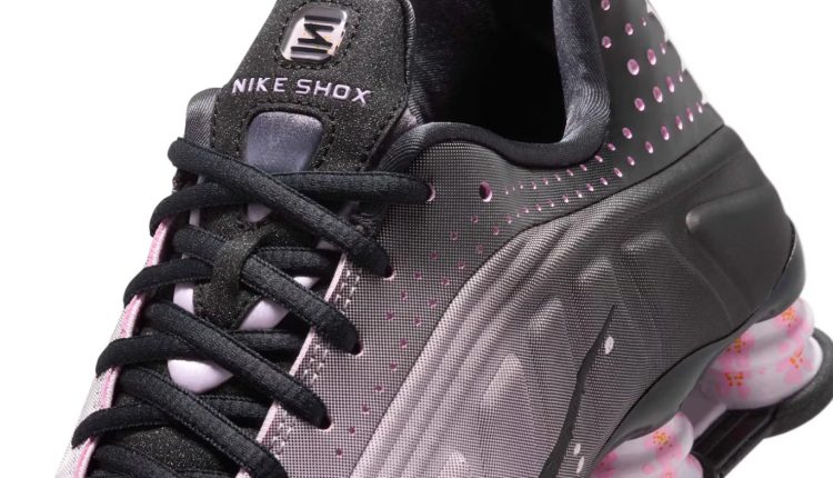 nike-shox-r4-Sakura-6