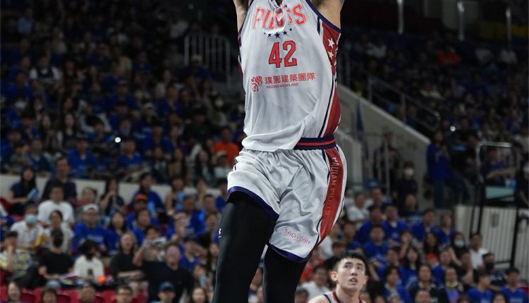 plg-2025-finals-g4-pilots-braves-shoes-15