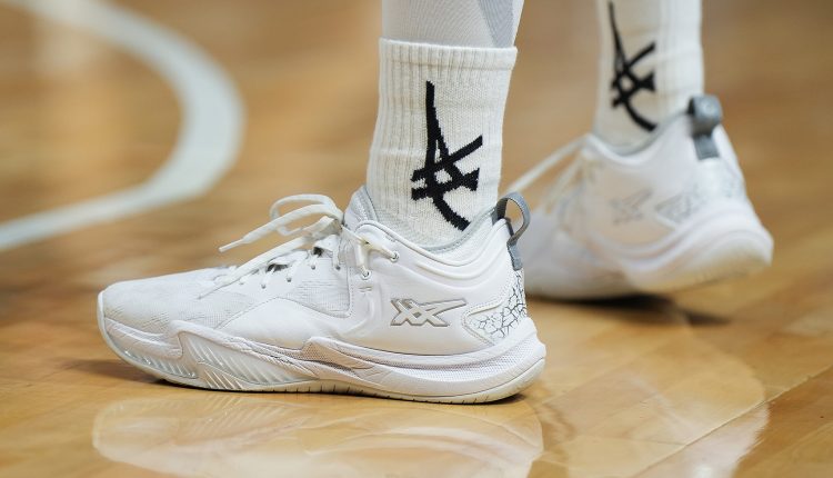 plg-2025-finals-g4-pilots-braves-shoes-8