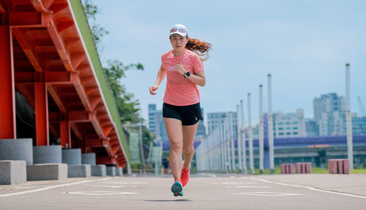 skechers-aero-spark-rebecca-chang-review-1