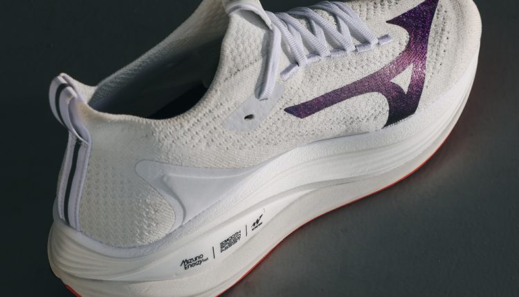 mizuno-neo-vista-2-feature-21