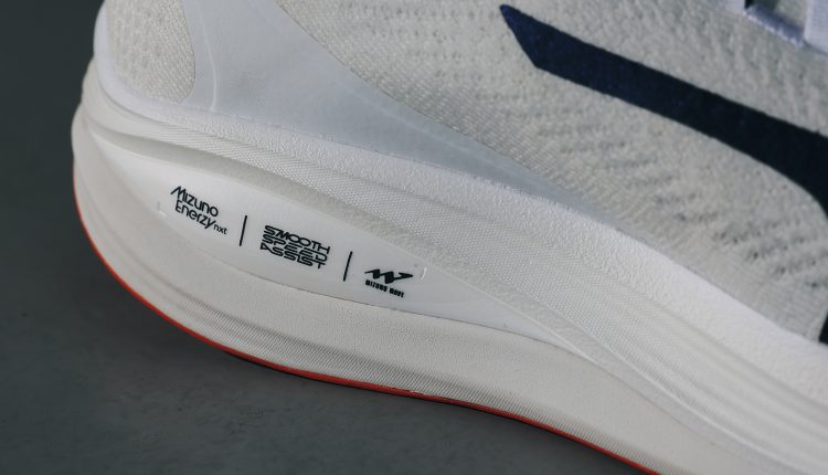 mizuno-neo-vista-2-feature-22