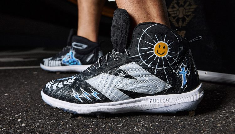 new-balance-yu-chang-chen-wei-custom-shoes-13