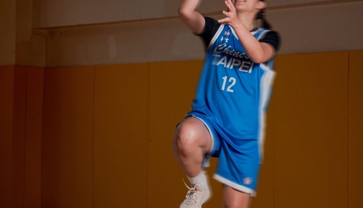 under-armour-curry-brand-x-tpe-fisu-world-university-games (2)