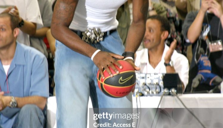 2005-nike-lebron-asia-tour (9)