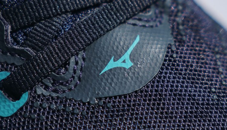mizuno-wave-rider-29-feature-03
