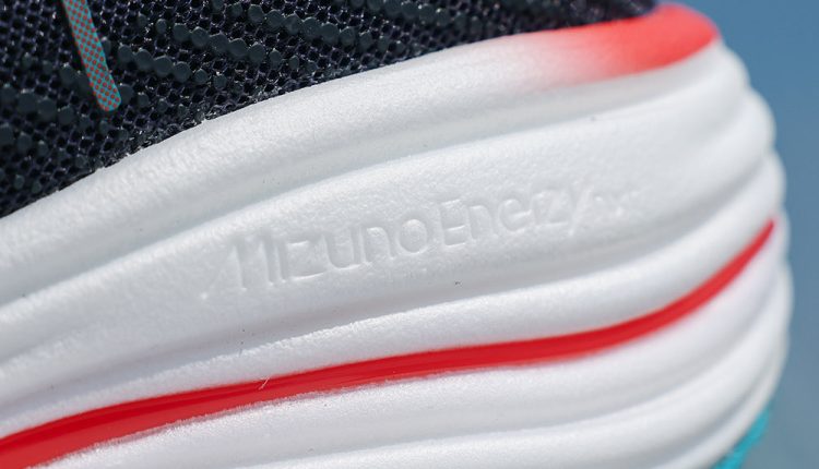 mizuno-wave-rider-29-feature-08