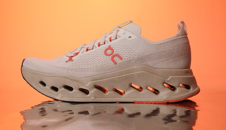 on-cloudsurfer-max-feature-02