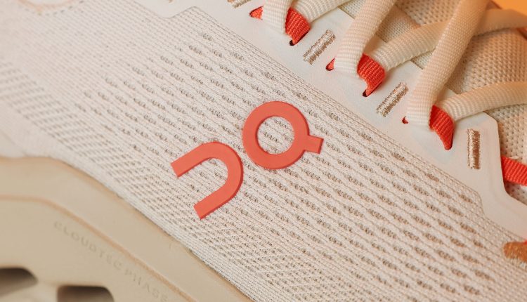 on-cloudsurfer-max-feature-17