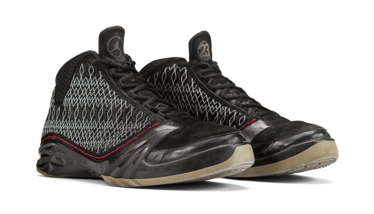 air-jordan-xx3-og-black-varsity-red-—-stealth-black-red