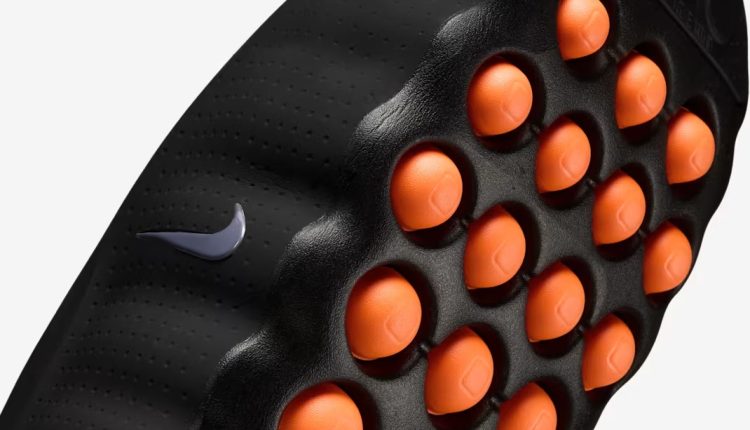 nike-mind-001-black-hyper-crimson-white-chrome (5)