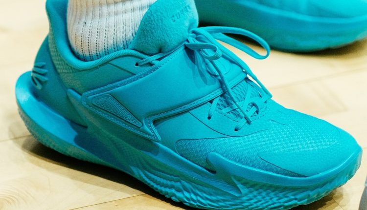 qwop28-under-armour-fox-2-review-cover