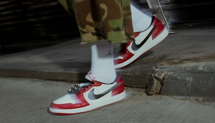 air-jordan-1-low-og-chicago-2025-news-cover