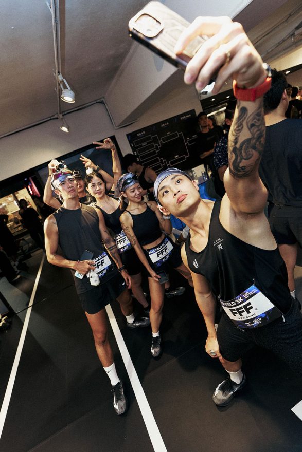勘履直擊 / 打破常規的城市夜跑擂台： MIZUNO x FIELD DAY「FAST FIELD 3K」與超輕量旗艦現身